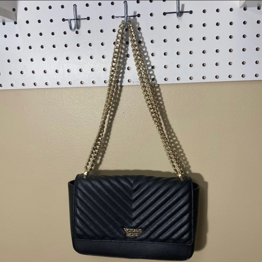 Victoria’s Secret Crossbody bag